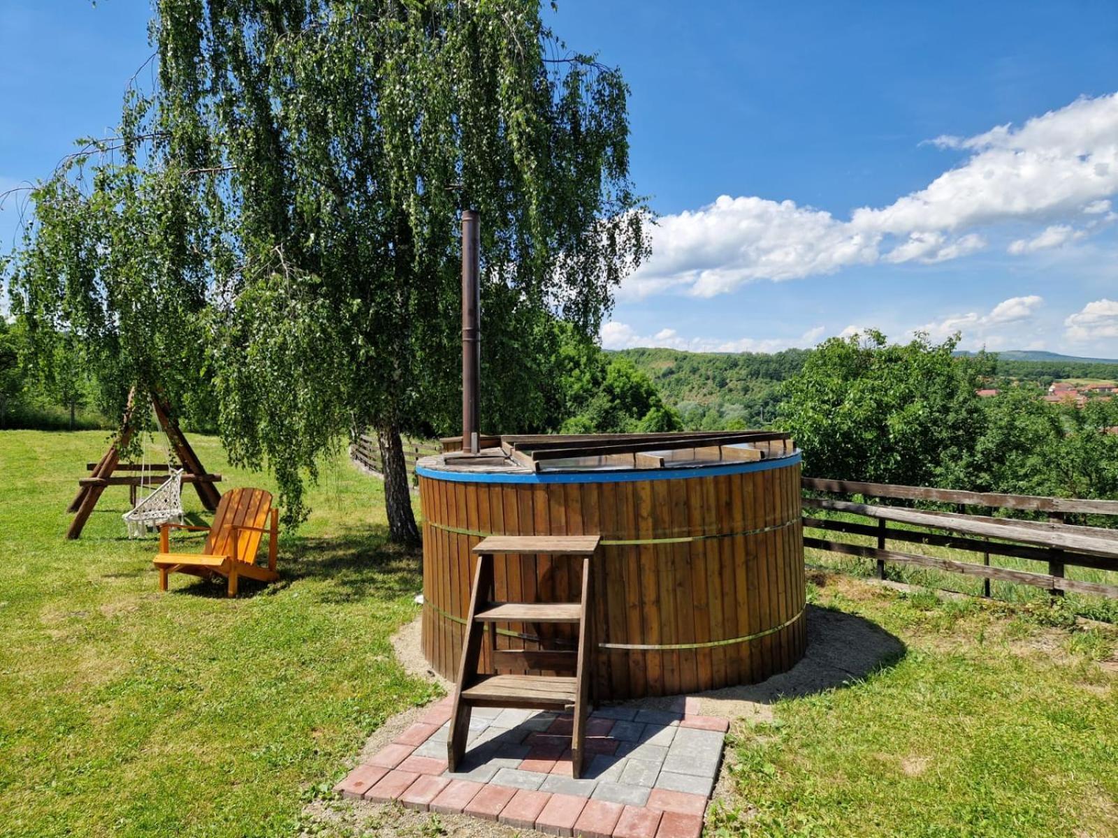 Pensiunea Turistica Retreat Belvedere Vadu Crisului Exterior foto